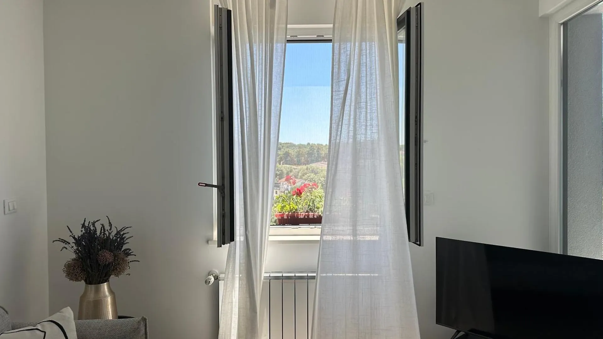 Fiorea Apartment Pula 0*,